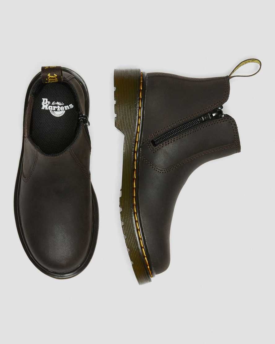 botas chelsea dr martens 2976 wildhorse para niños en marrón oscuro