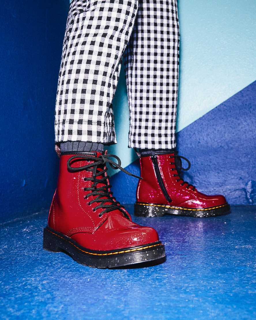 botas con cordones dr martens 1460 glitter para niños en rojo