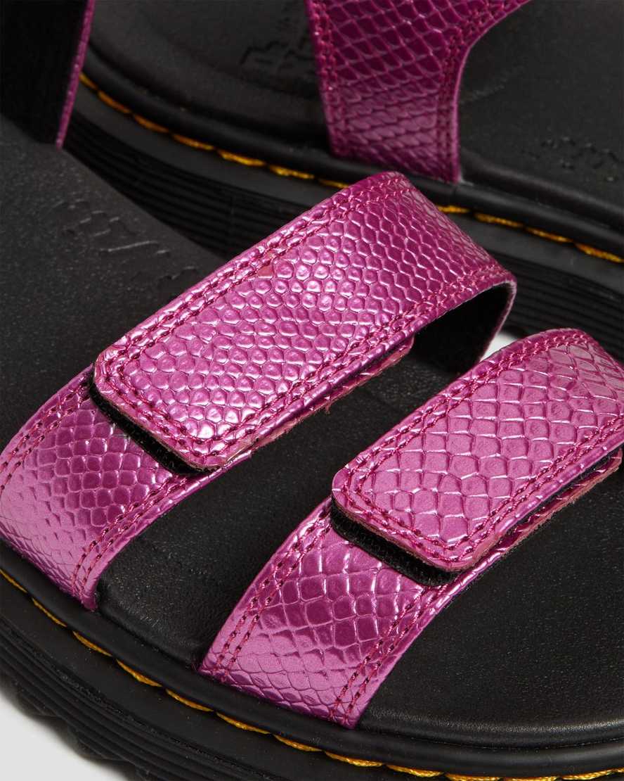 sandalias rosas con tiras en relieve de reptil dr martens klaire para niños