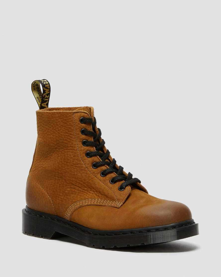 botas casuales dr martens 1460 pascal titan para hombre color tostado fabricadas en inglaterra