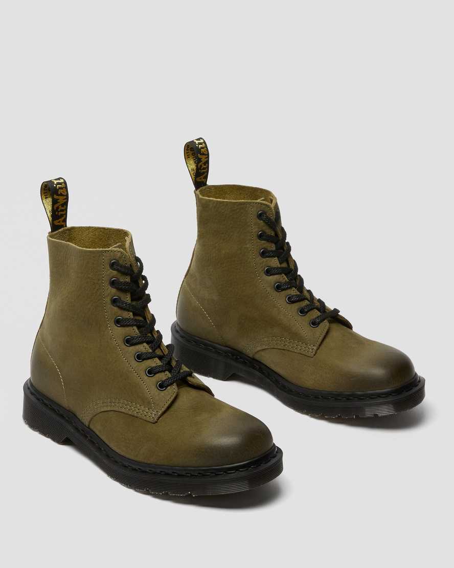 botas casuales dr martens 1460 pascal titan para hombre color oliva fabricadas en inglaterra