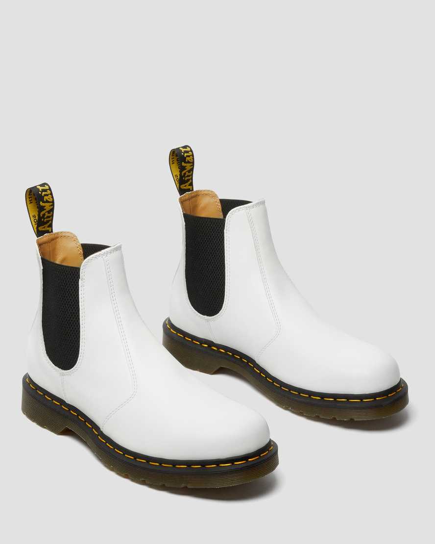 botas chelsea blancas dr martens 2976 con puntadas amarillas y lisas para hombre