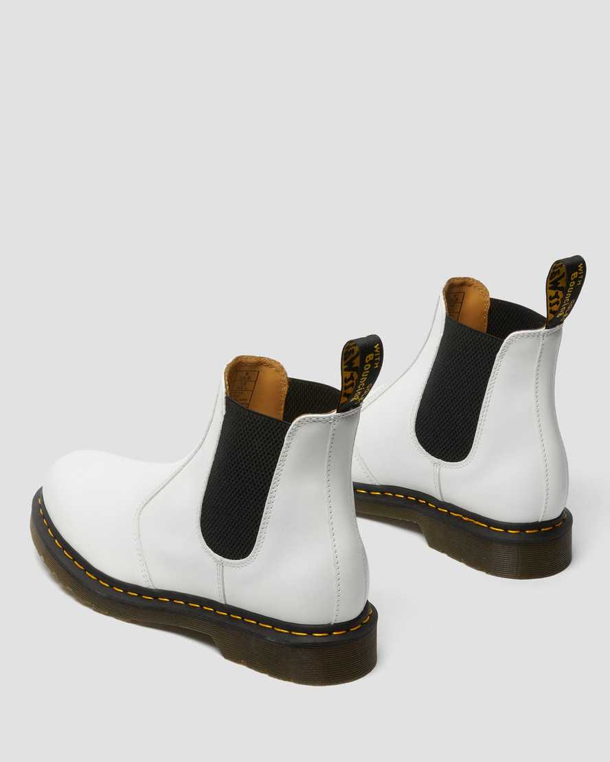 botas chelsea blancas dr martens 2976 con puntadas amarillas y lisas para hombre