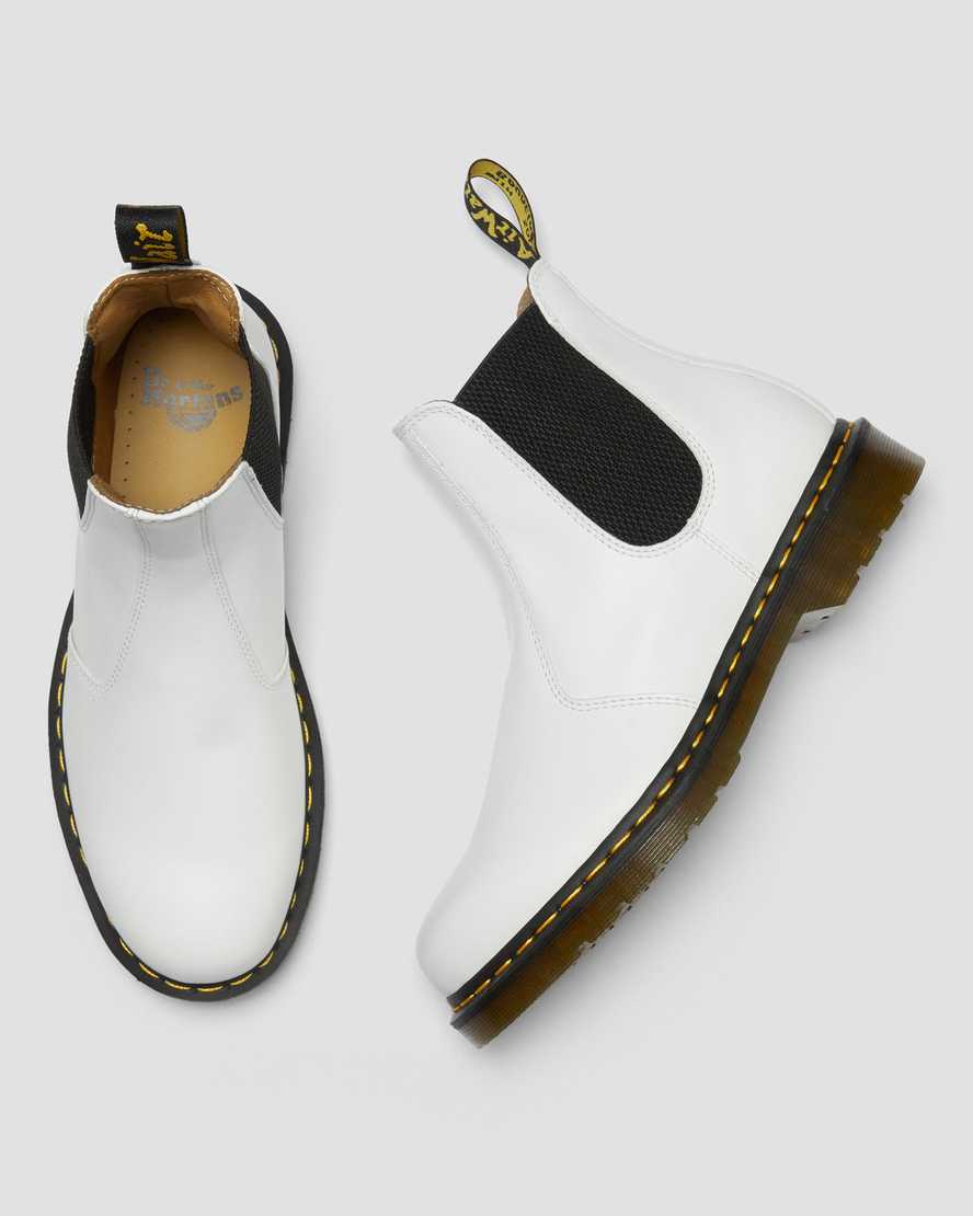botas chelsea blancas dr martens 2976 con puntadas amarillas y lisas para hombre