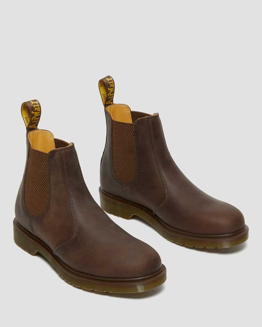 botas chelsea dr martens 2976 crazy horse para hombre en color marrón