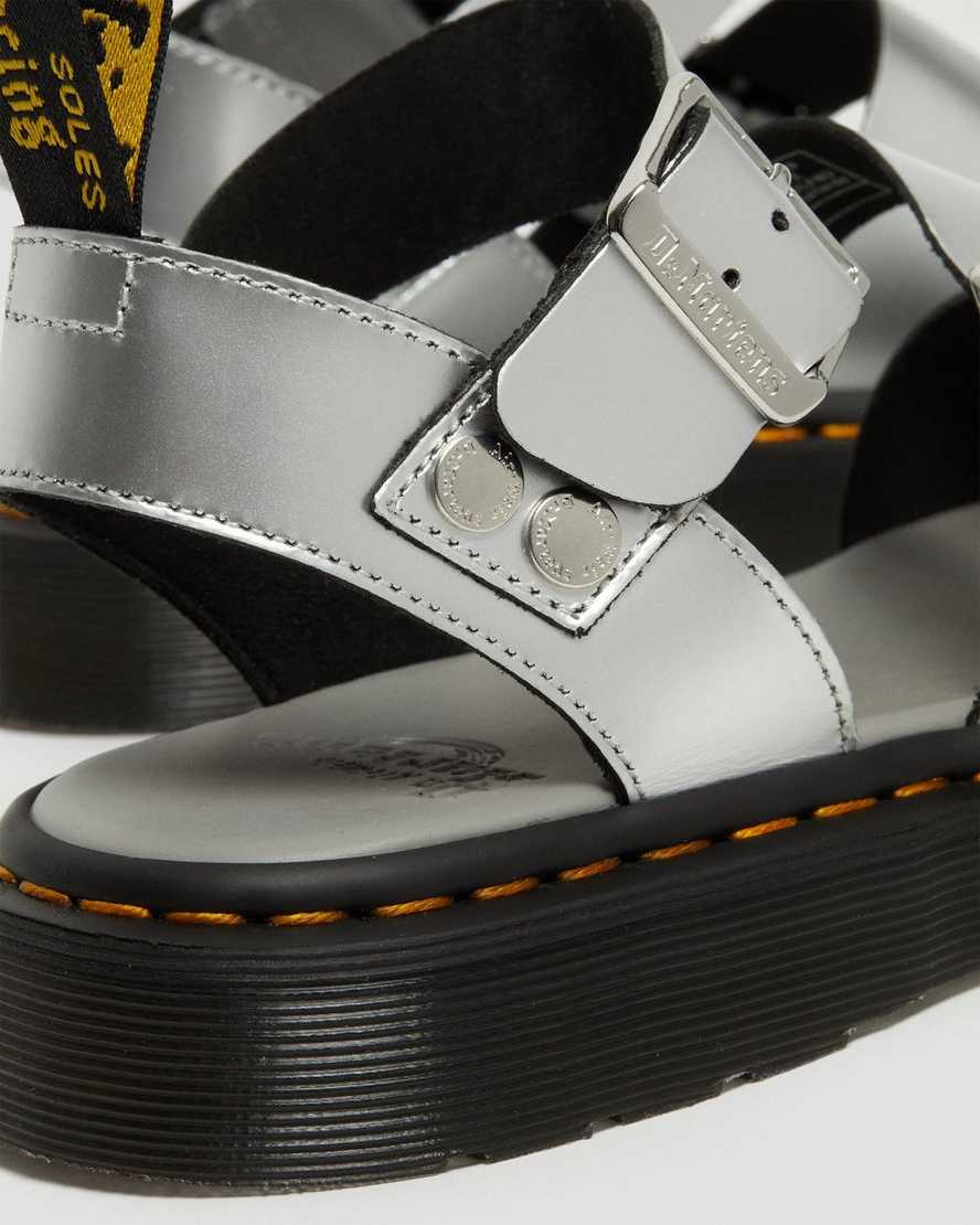 sandalias de gladiador dr. martens gryphon metalizadas plateadas para hombre