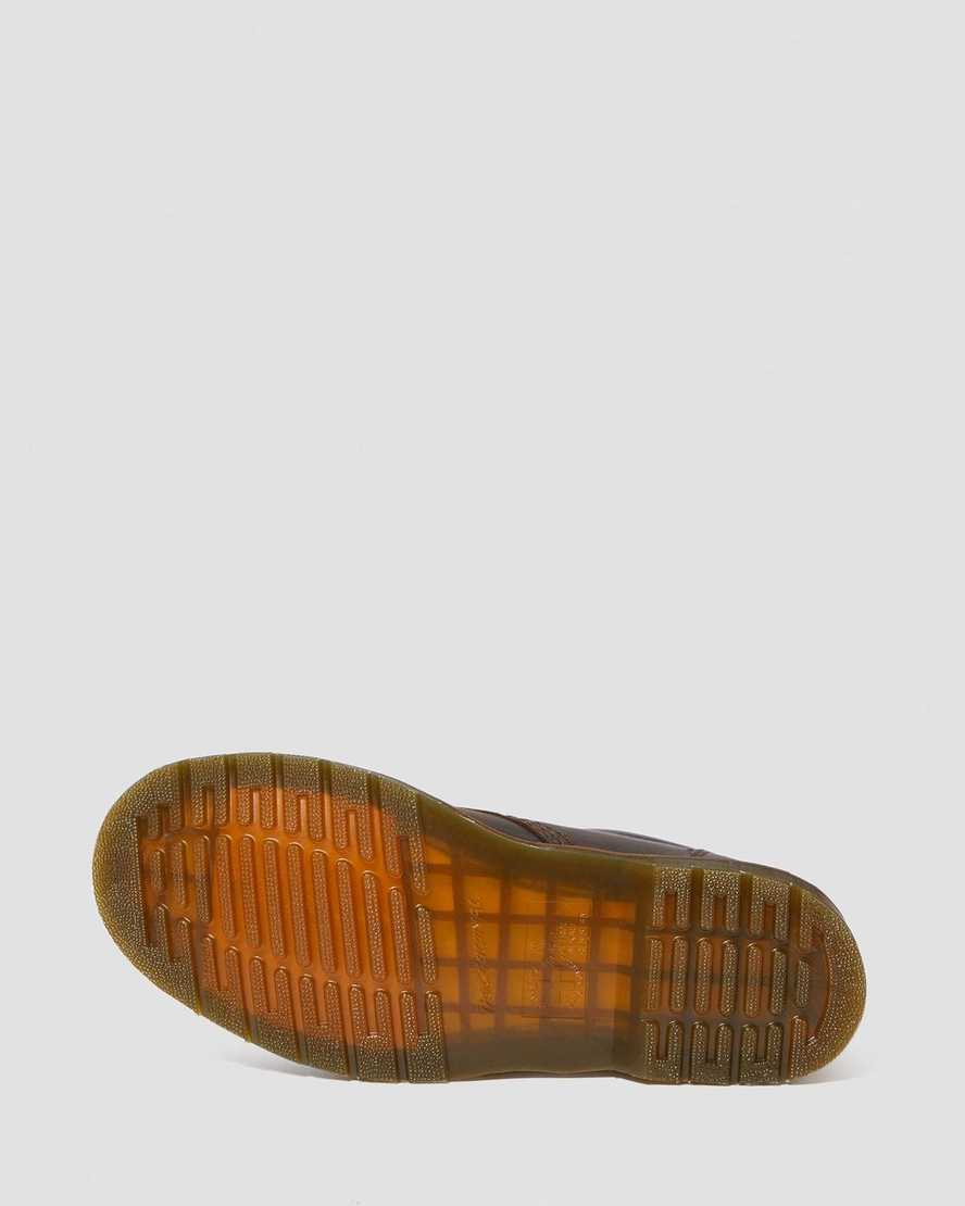 zapatos casuales dr martens 8053 crazy horse para hombre en color marrón