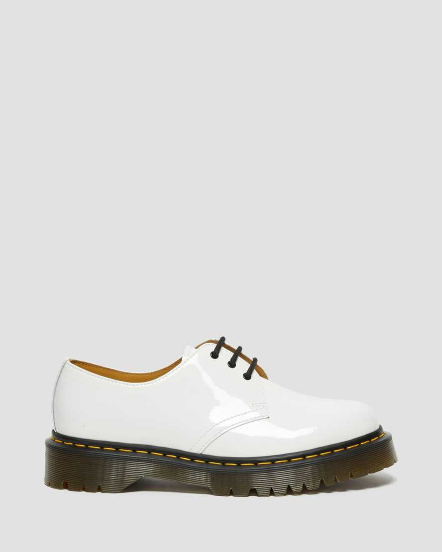 zapatos oxford dr martens 1461 bex patent para hombre en color blanco