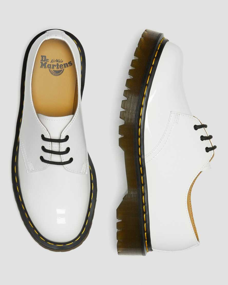 zapatos oxford dr martens 1461 bex patent para hombre en color blanco