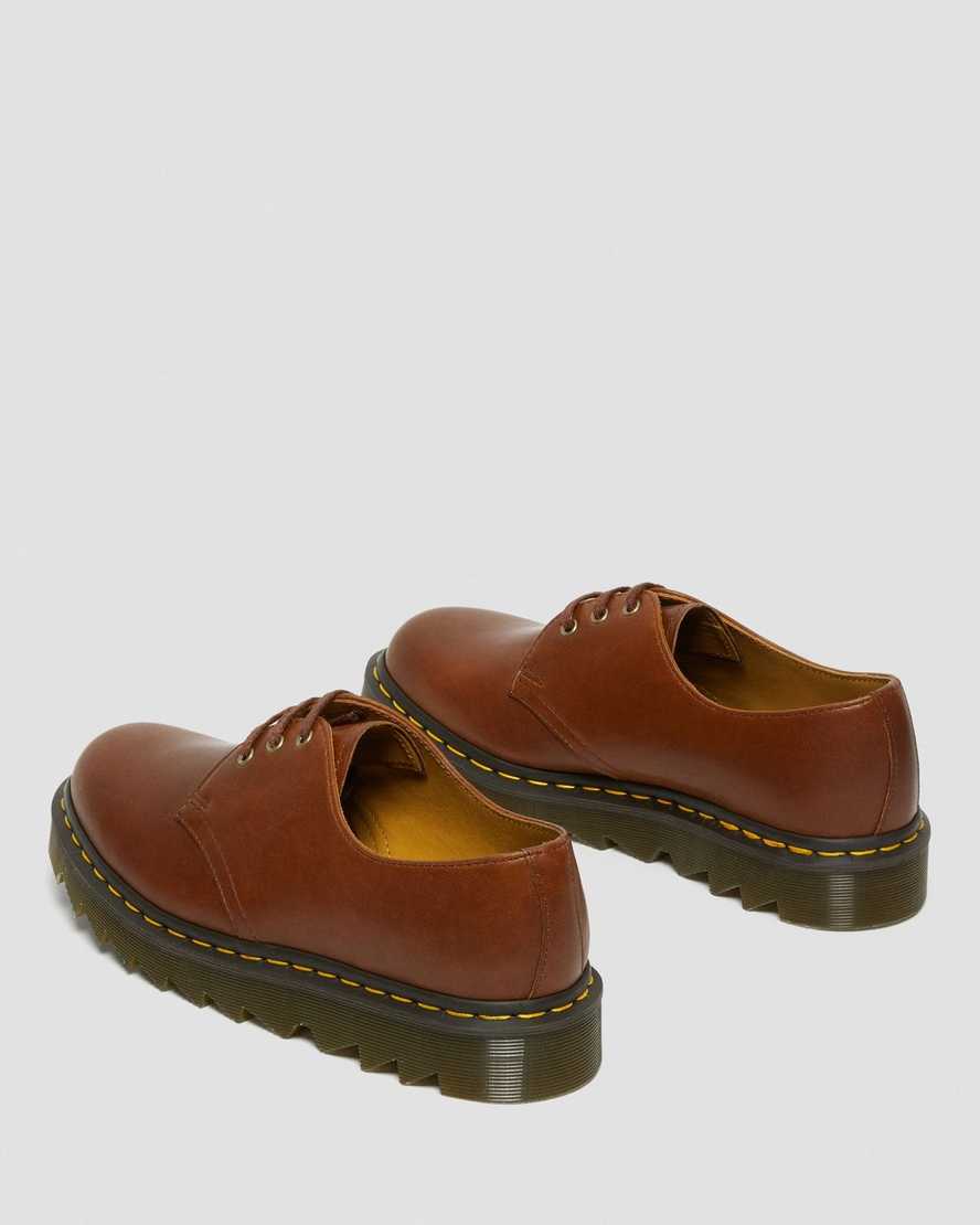 zapatos oxford dr martens 1461 ziggy para hombre en color tostado