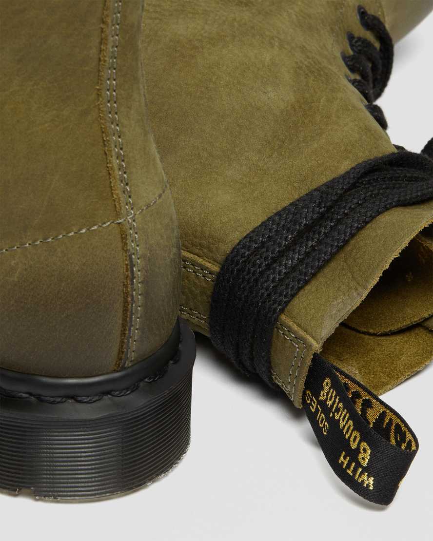 botas casuales dr martens 1460 pascal titan para mujer color oliva fabricadas en inglaterra
