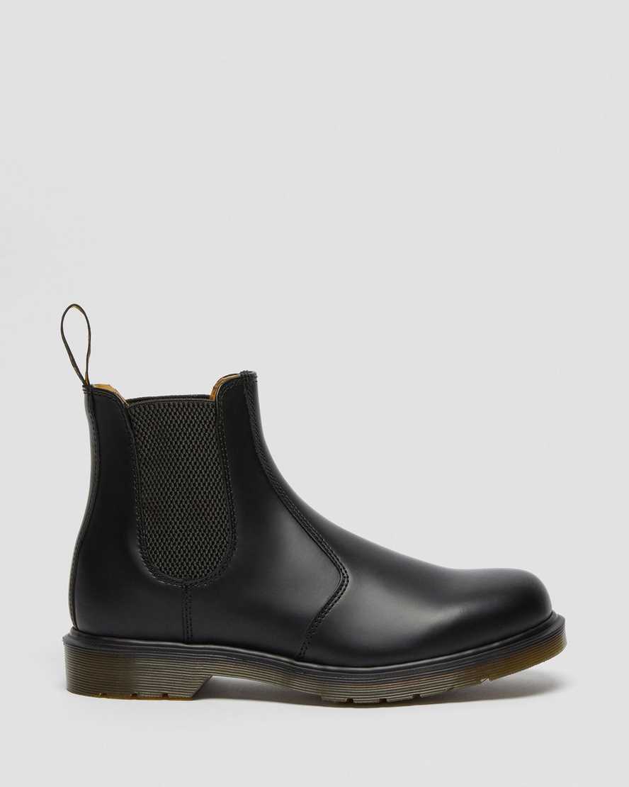 botas chelsea negras dr martens 2976 smooth para mujer