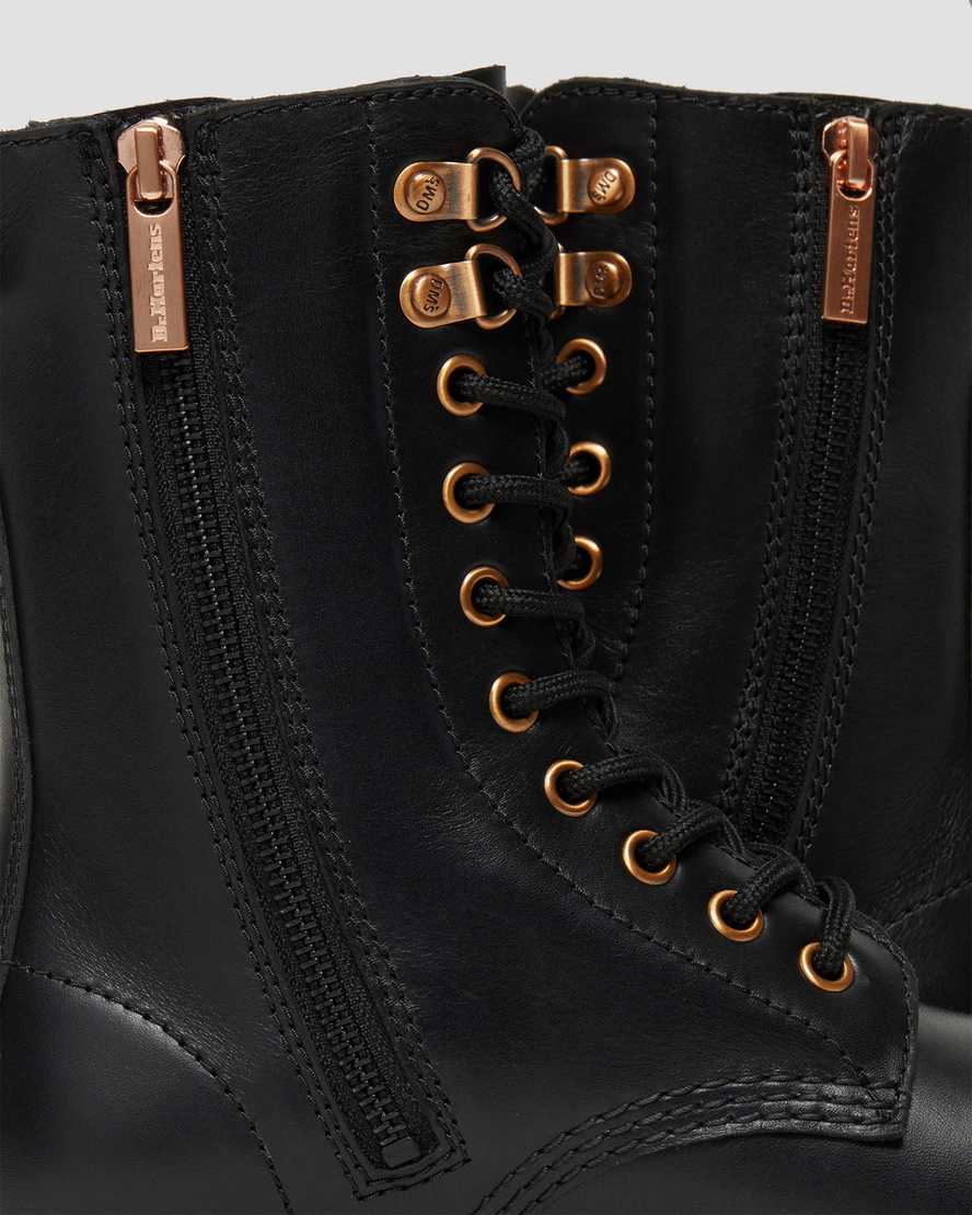 botas de media caña dr martens 1490 negras con herrajes en oro rosa para mujer