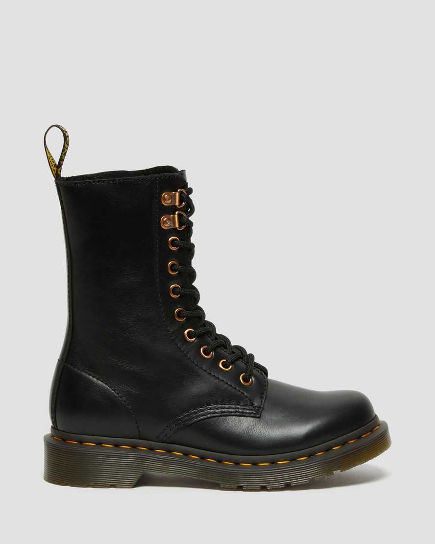 botas de media caña dr martens 1490 negras con herrajes en oro rosa para mujer