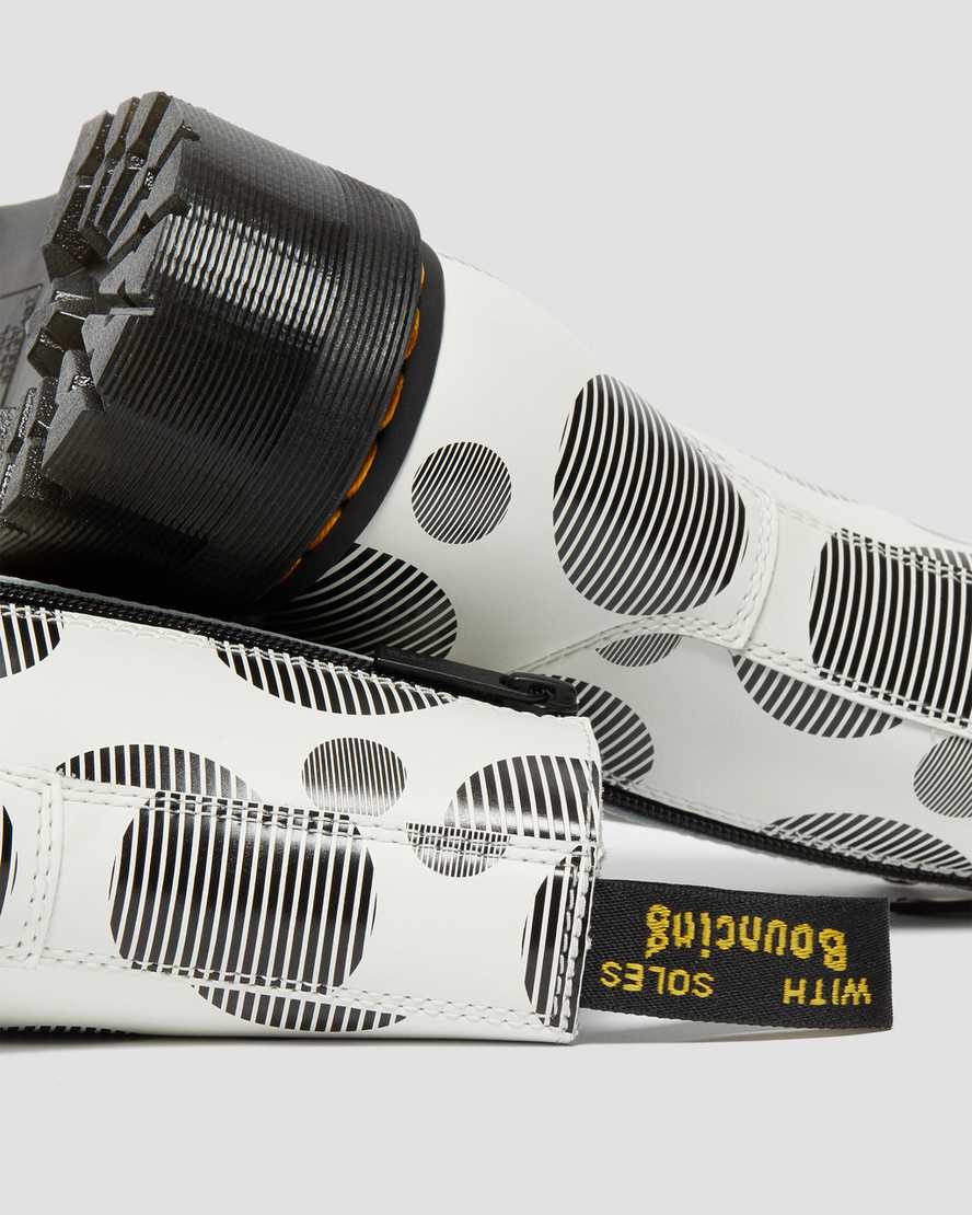 botas de plataforma blancas dr martens jadon con lunares lisos para mujer