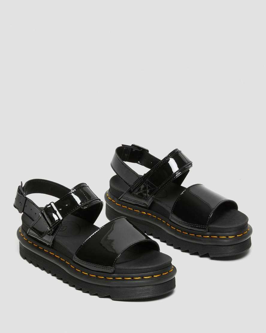 sandalias negras con tiras de charol voss de dr martens para mujer