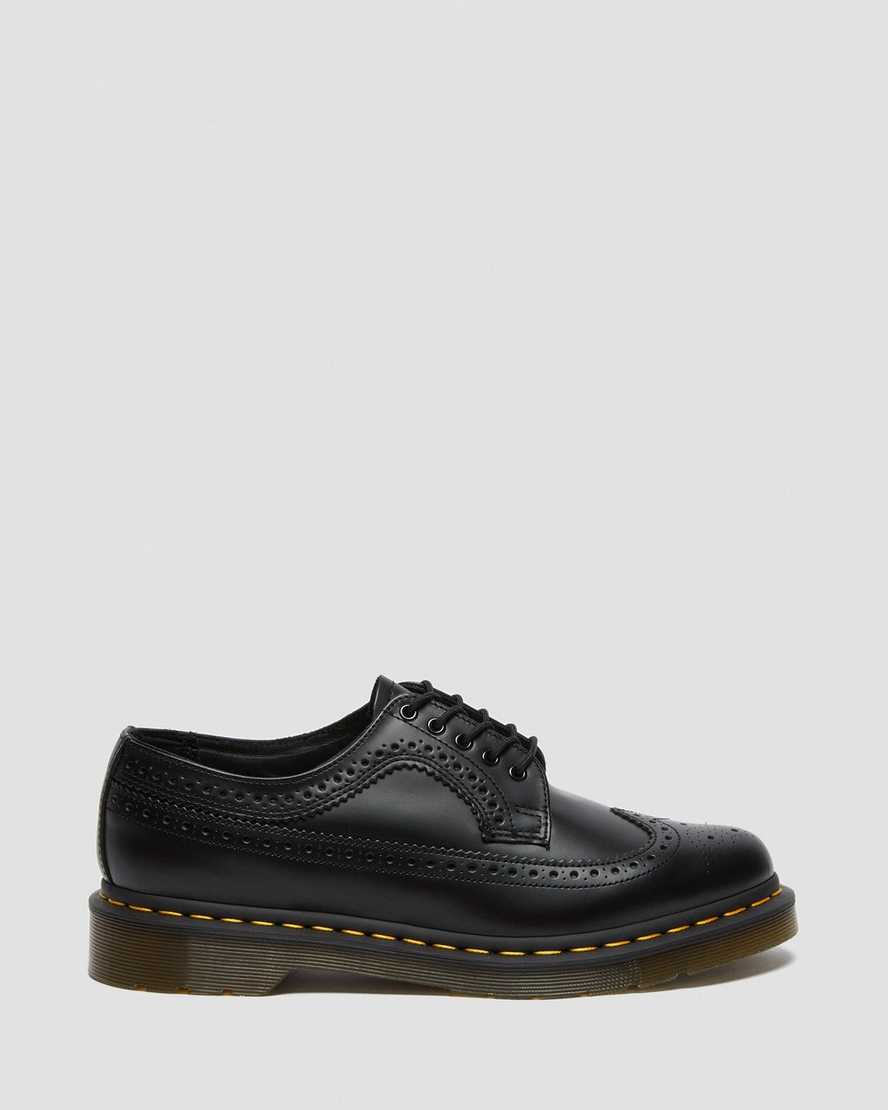 zapatos brogue negros dr martens 3989 con puntadas amarillas y suaves para mujer