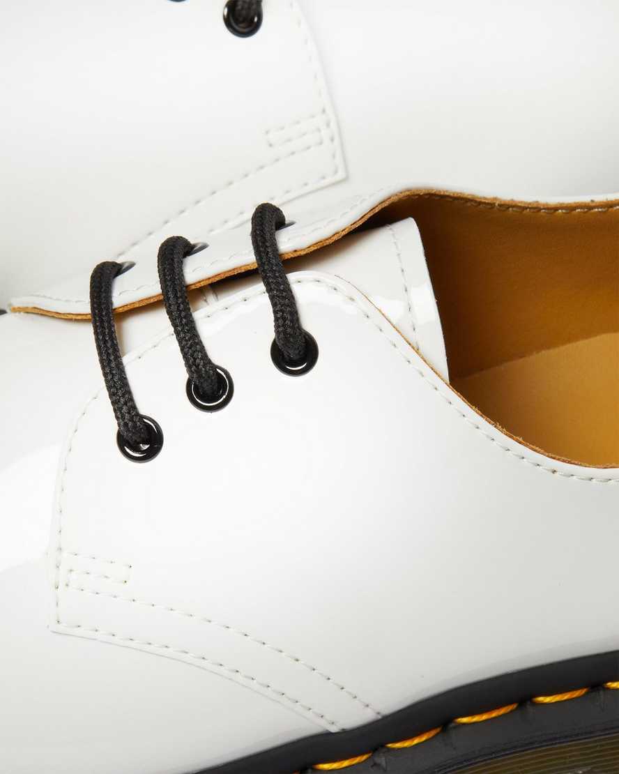 zapatos oxford blancos dr martens 1461 de charol para mujer